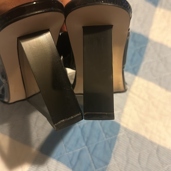 GOOD AMERICAN Cinder-f*king-rella Thong Wedges - Black Patent - Picture 7 of 9